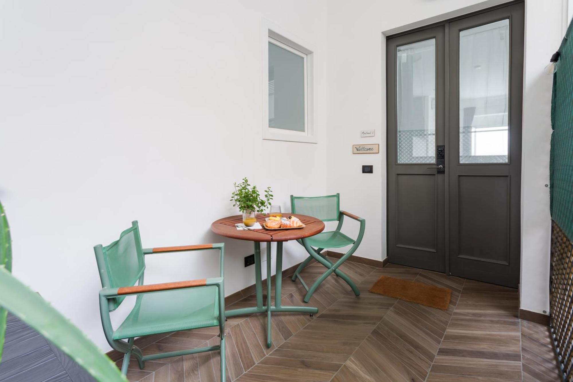 Archihouse Suites ナポリ エクステリア 写真